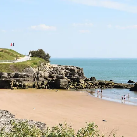 Holiday home Beautiful In With Wi-fi Royan
