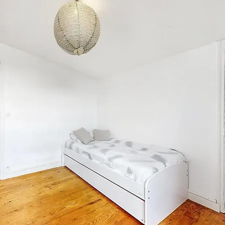 Beautiful In With Wi-fi Holiday home